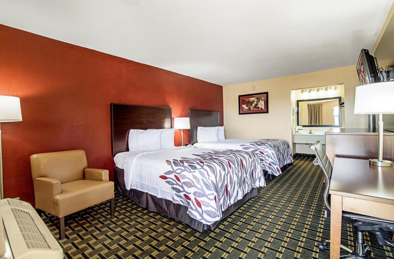 Red Roof Inn & Suites Greenwood, Sc Экстерьер фото