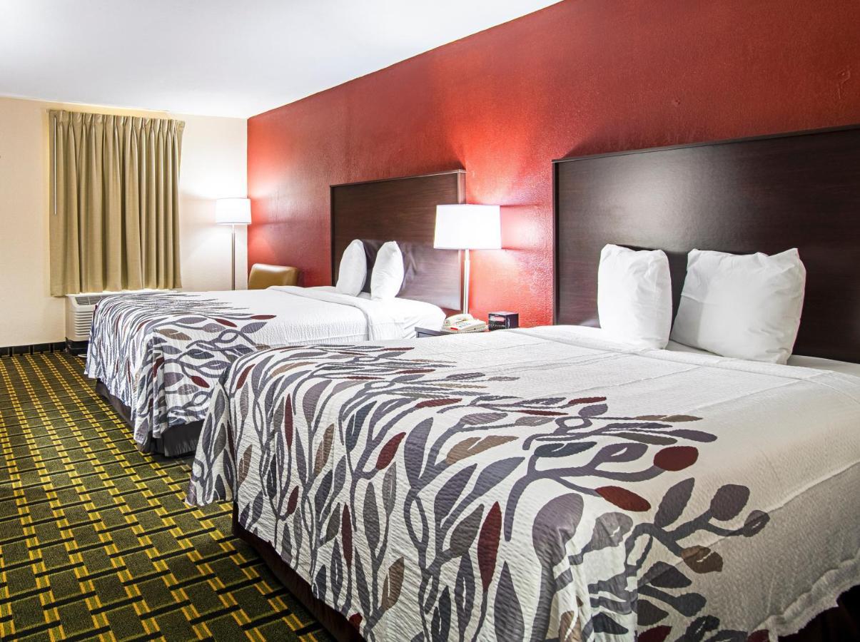 Red Roof Inn & Suites Greenwood, Sc Экстерьер фото
