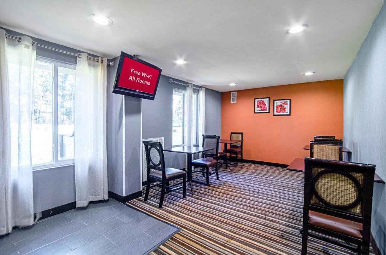 Red Roof Inn & Suites Greenwood, Sc Экстерьер фото